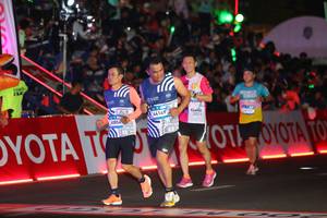 BIB: 40854, 46149, 3024
                            <button type="button" onclick="openModal(23179833)" class="btn btn-primary btn-sm float-right btn-popup" data-toggle="modal" data-target=".modal-high-quality">
                        <i class="fas fa-shopping-cart"></i> Add to Cart
                    </button>
                                            <button type="button" onclick="isThisMe(23179833, true)" class="btn btn-success btn-sm float-right btn-popup btn-isme hidden" data-toggle="tooltip" data-placement="bottom" title="นี่คือรูปของคุณใช่ไหม คลิกที่นี่เพื่อเอาเข้าอัลบั้ม">
                        <i class="fas fa-plus"></i> Add to album
                    </button>
                    <button type="button" onclick="isThisMe(23179833, false)" class="btn btn-warning btn-sm float-right btn-popup btn-isnotme hidden">
                        <i class="fas fa-ban"></i> Remove from album
                    </button>